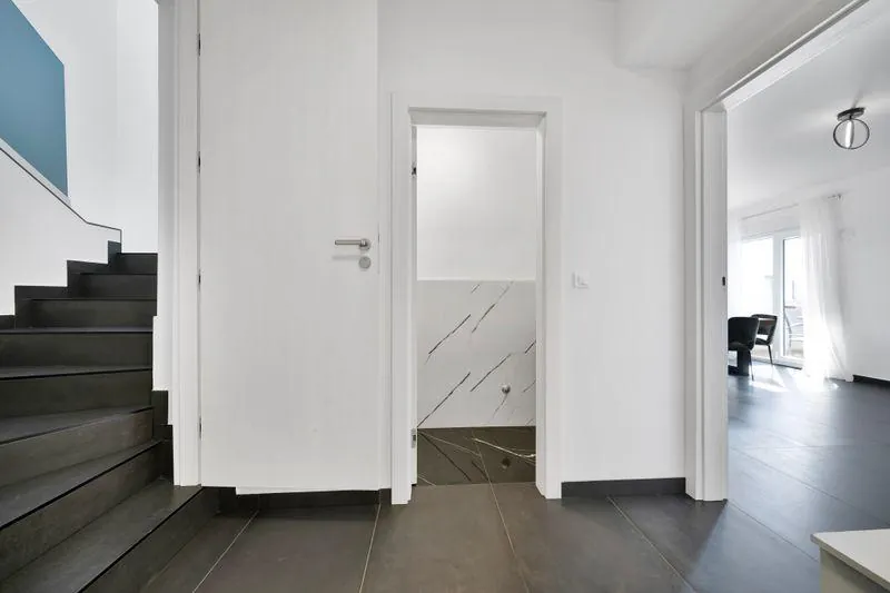 Listing Ad Image